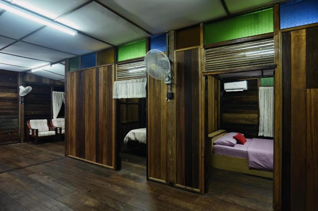 Oyo Home 90745 Desa Balqis Beach Resort Malakka Dış mekan fotoğraf