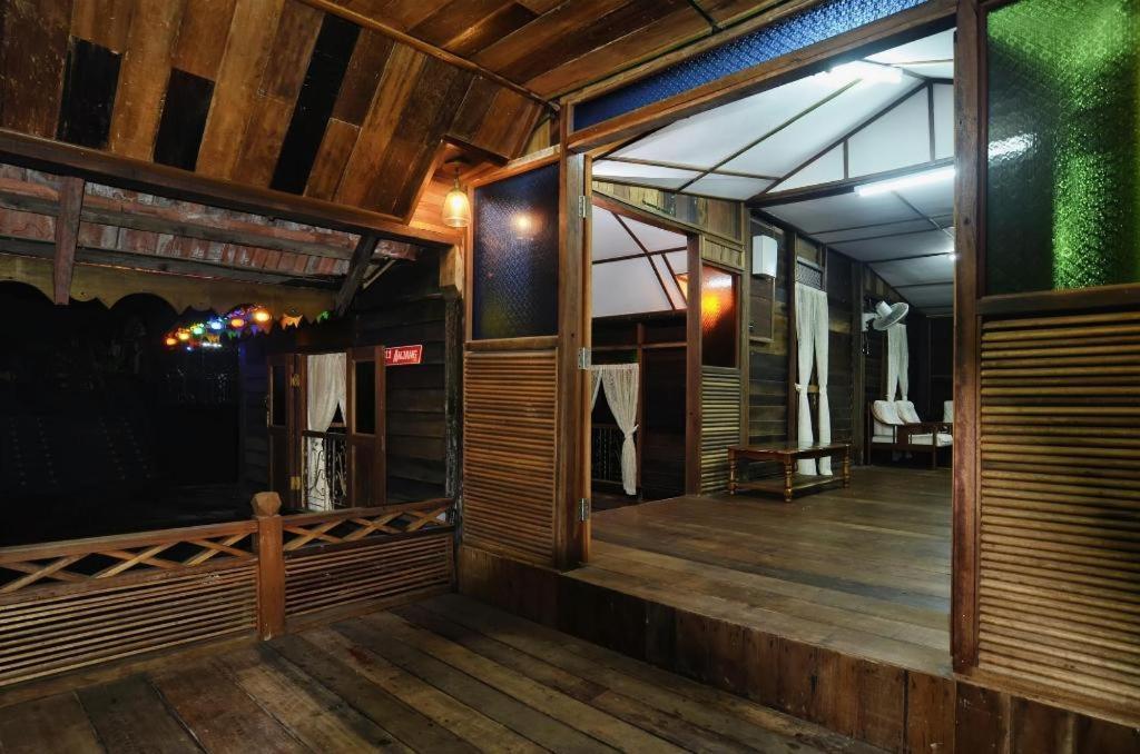 Oyo Home 90745 Desa Balqis Beach Resort Malakka Dış mekan fotoğraf