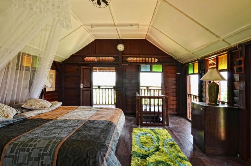 Oyo Home 90745 Desa Balqis Beach Resort Malakka Dış mekan fotoğraf