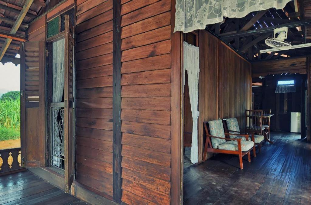 Oyo Home 90745 Desa Balqis Beach Resort Malakka Dış mekan fotoğraf